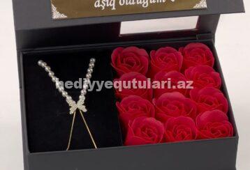 Boyunbagi Gullu Qutu Sep №b50 Boyunbagi Gullu Qutu Sep №b50